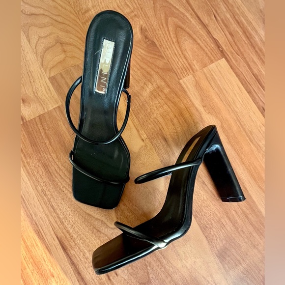 BiLLiNi Chantel Double Strap Heel black size 8 - Picture 4 of 4